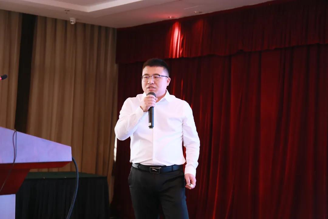 加氣協(xié)會主辦、東岳機(jī)械承辦的第五屆加氣混凝土行業(yè)總工程師論壇暨2021綠色低碳論壇圓滿召開